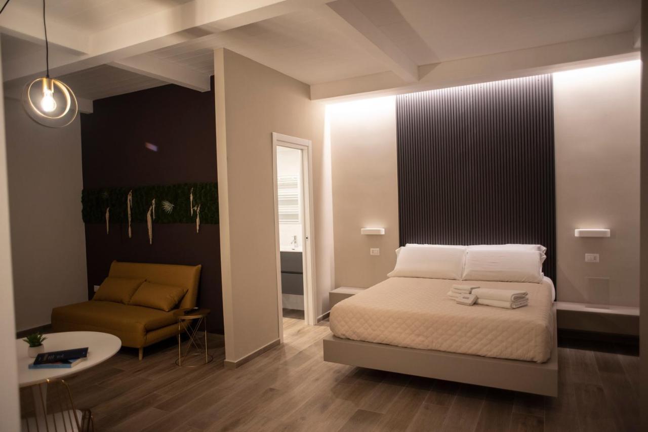House Room Civico 56 Crotone Eksteriør bilde