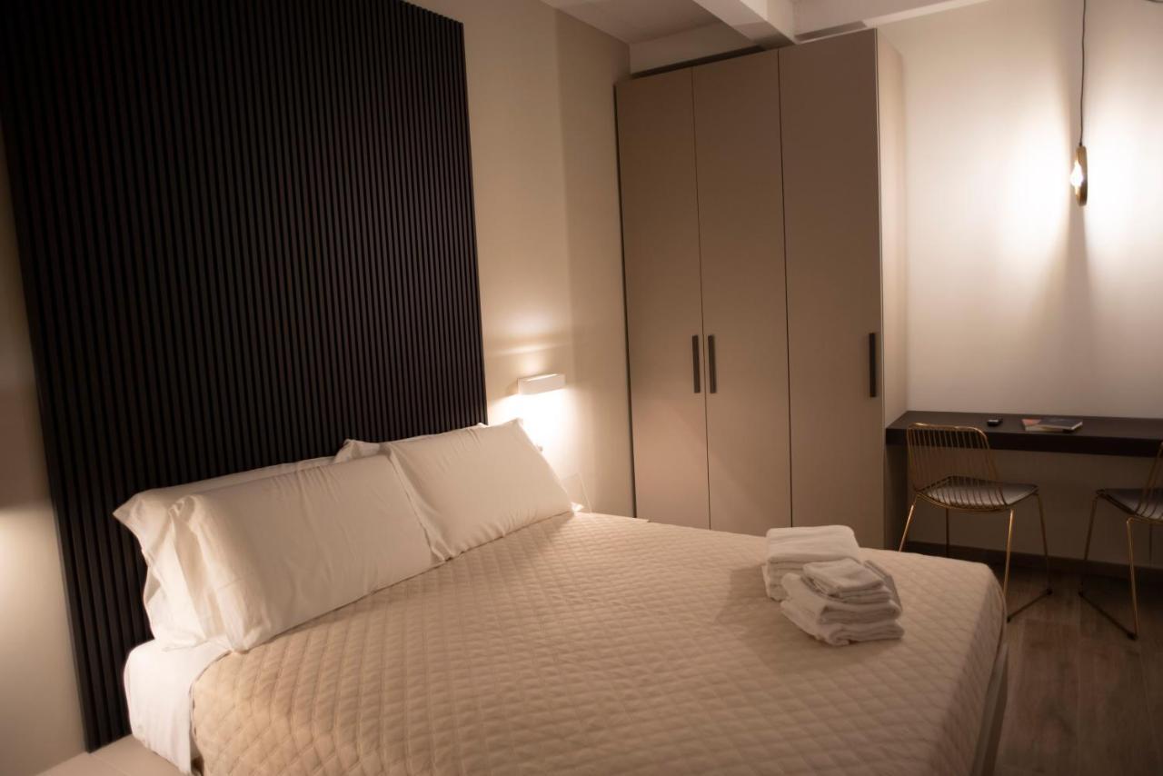House Room Civico 56 Crotone Eksteriør bilde